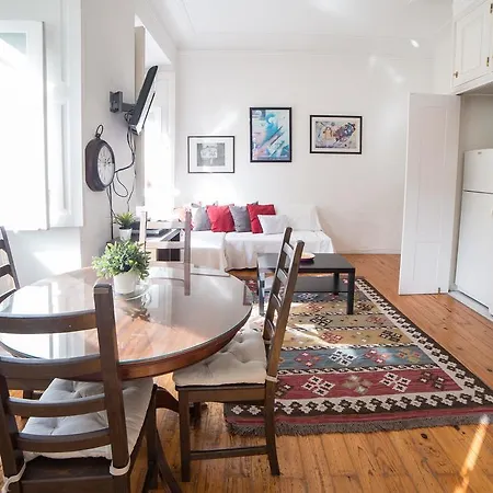 아파트 Feels Like Nova Do Almada Central Flat 리스본